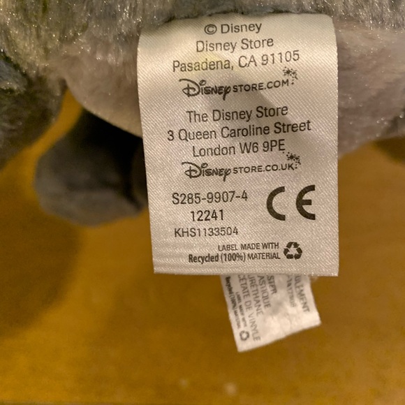 Disney Store “ Lady and the Tramp” Tramp Stuffed Animal, Like New Condition - Picture 12 of 16